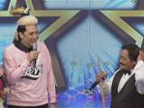 Sino ang totong mas bata si Efren Bata Reyes or si Miss World 2013 Megan Young?