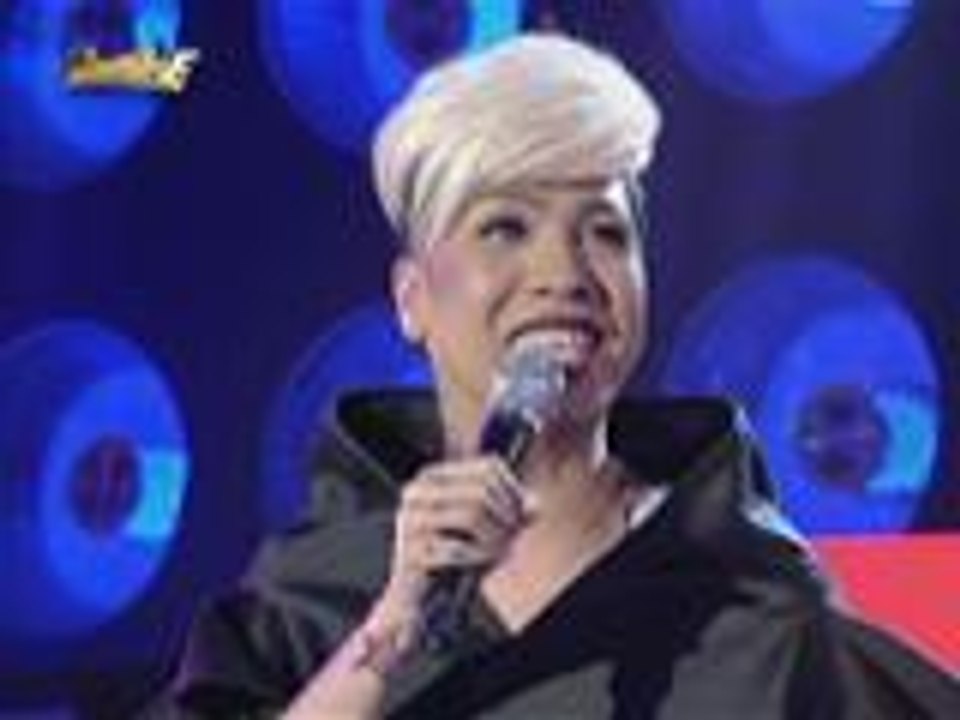 Ano ang sagot ni Madam Bertud sa bugtong na prinsesang naka-upo sa tasa