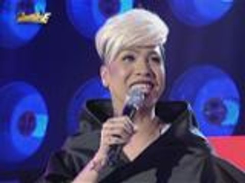 Ano ang sagot ni Madam Bertud sa bugtong na prinsesang naka-upo sa tasa