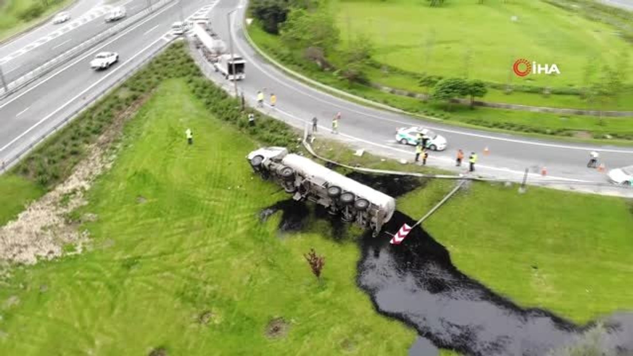 Tem Çatalca Yolu'nda Zift Yüklü Tanker Devrildi...devrilen Tanker Havadan Görüntülendi