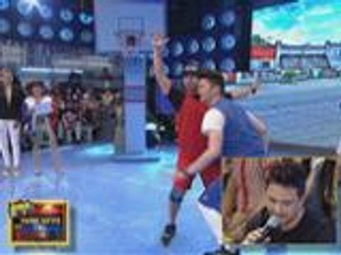 Jhong may kakaibang power na pinakita kay vhong! Ang kili-kili power!