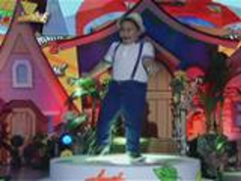 Mini Clarence humataw ng Zumba sa Grand Finals week ng Mini Me