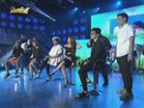 Vhong at buong It's Showtime boys dinaan sa kanta ang love nila sa mga mommies nila