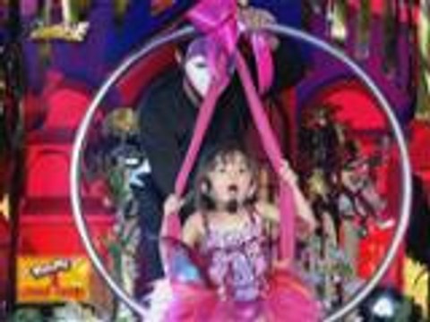 Anne Curtis tuwang tuwa sa Mini Me niya na binirit ang kantang Chandelier