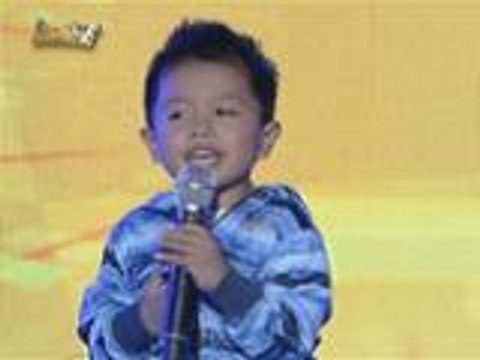 Mini Me ni Jhong bumirit ng Buko!