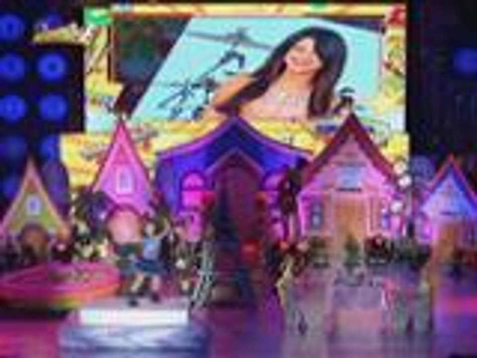 Mini Selena Gomez overload ang cuteness sa Grand Finals Week