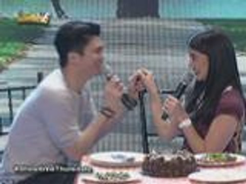 Jugs muntik nang nahalikan sa lips ni Vhong!