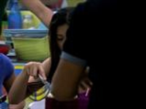 PBB 737 Uncut: Ang Birthday Cake ni Mikee