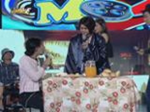 Anne Curtis pinakita ang sexy abs niya sa Sine Mo To 2