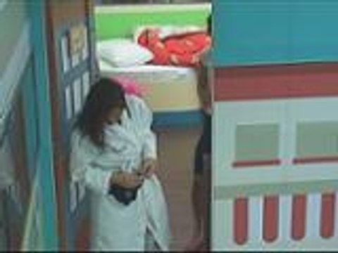 Kamille at Mikee, nagdala ng regalo para sa mga housemates