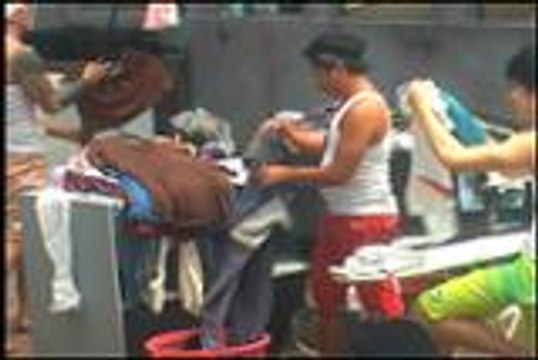 PBB 737 Uncut: Richard, nasunog ang kanyang pinaplantsyang damit