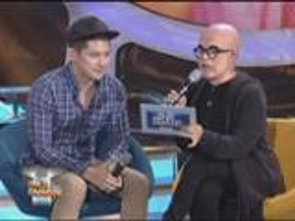 Ahron Villena, sorpresang bumisita kay Kakai Bautista