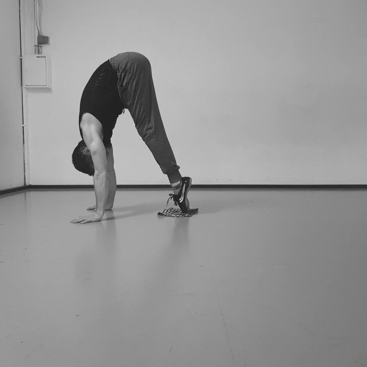 Sliding Pike Abs