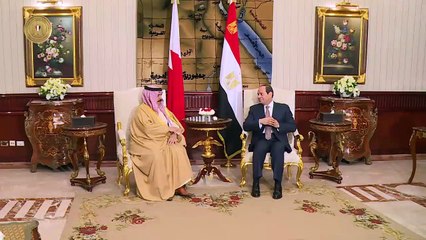 الرئيس السيسي يودع ملك البحرين بمطار القاهرة فى ختام زيارته لمصر