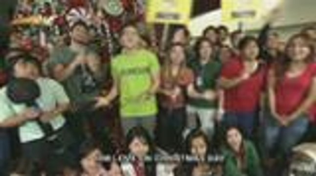 Darren Espanto sings Give Love On Christmas Day in Singing Mo To