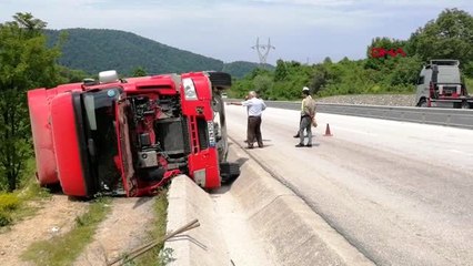 Düzce Uçuruma Yuvarlanmaktan Son Anda Kurtuldu