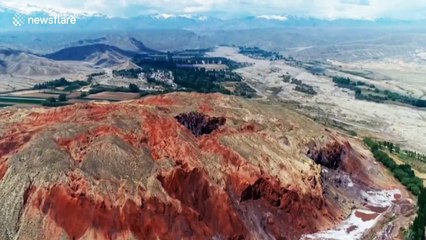 Spectacular salt-dissolved karst landform discovered in northwest China