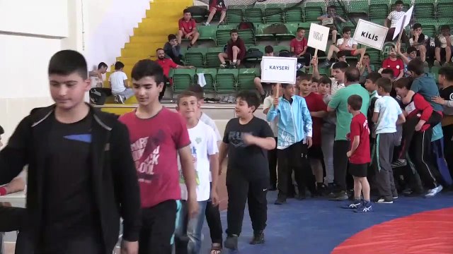 Güreş: Minik erkekler grekoromen grup müsabakaları - MALATYA