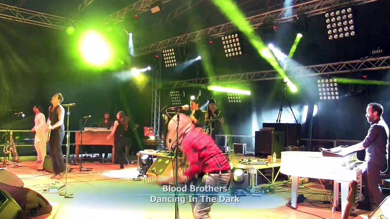 Bruce Springsteen Tribute, Blood Brothers - Dancing In The Dark