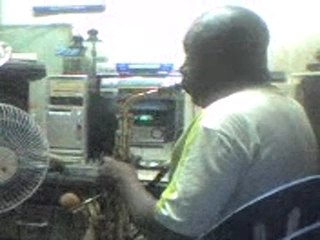 Séance studio kin Pépango feat Tony nganga au saxo