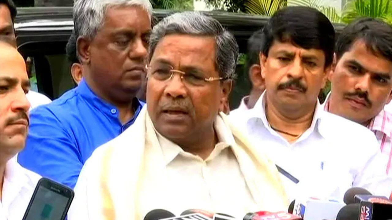 ಸರಣಿ ಸರಣಿ ಟ್ವೀಟ್ ಮಾಡಿದ ಸಿದ್ದರಾಮಯ್ಯ | Oneindia Kannada