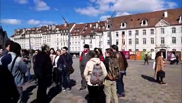 La statue de St Sébastien arrive au musée des beaux-arts de Besançon