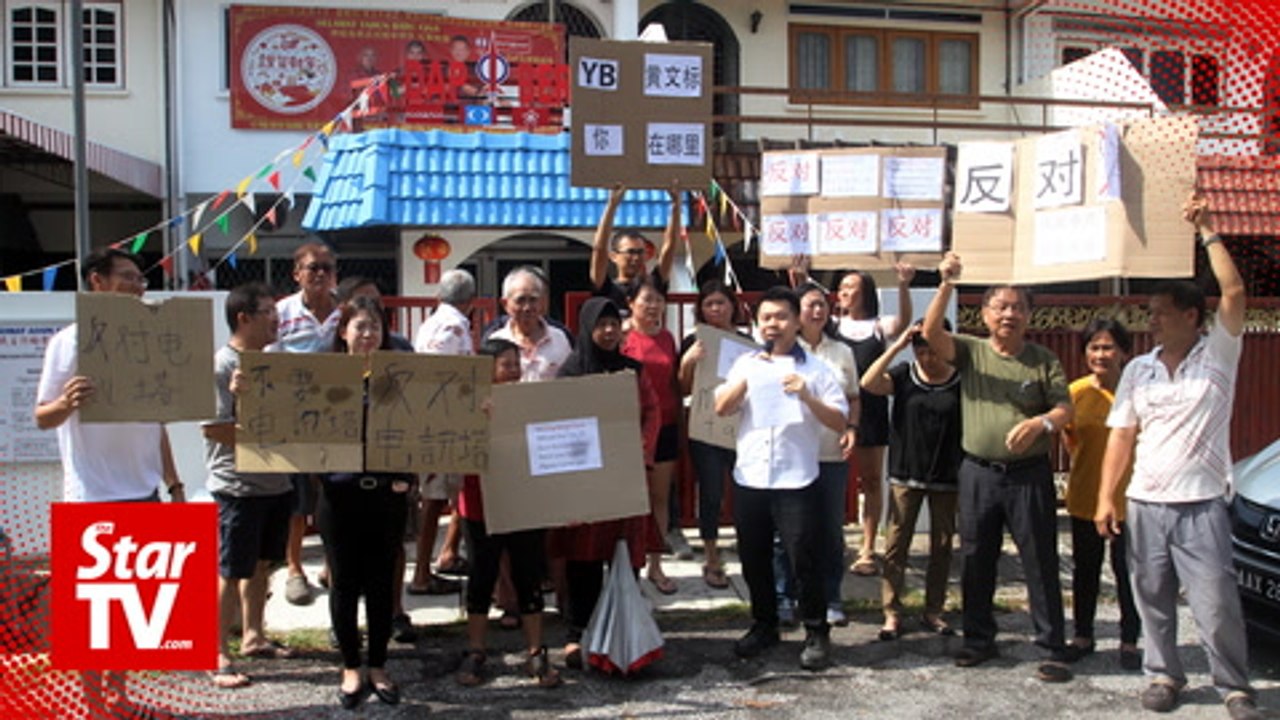 Residents unhappy with telco tower built near their houses