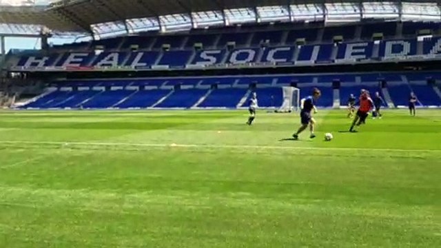 Entrenamiento de la Real Sociedad Femenino sin Eizagirre, Palacios y Ramajo