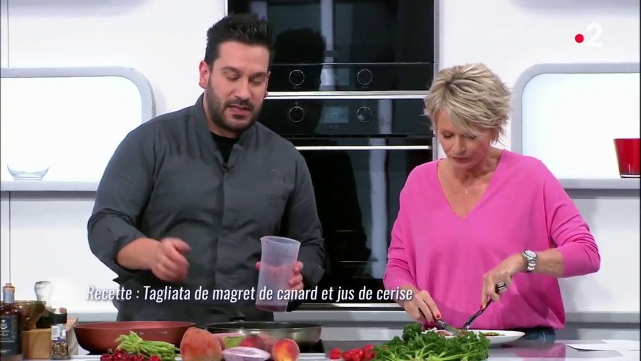 Denny Imbroisi dans l'émission "C'est au programme" le Mercredi 15 Mai sur France 2