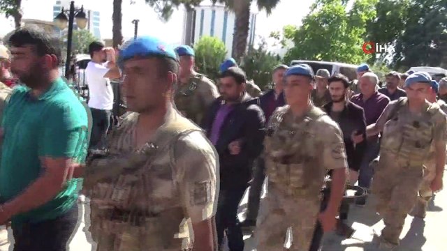 Terör propagandası yaptığı iddia edilen 13 kişi adliyeye sevk edildi