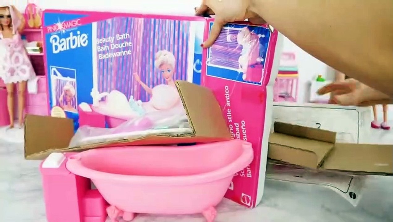 Barbie Doll Pink Magic Beauty Bathroom Playset Boneka Barbie Kamar mandi poupée Barbie Salle de bain | Karla D.