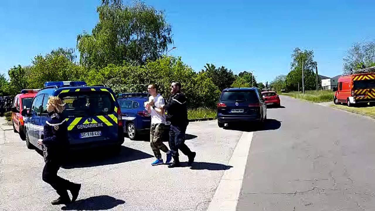 Exercice anti-terroriste au lycée de Behren : l’évacuation d’un otage