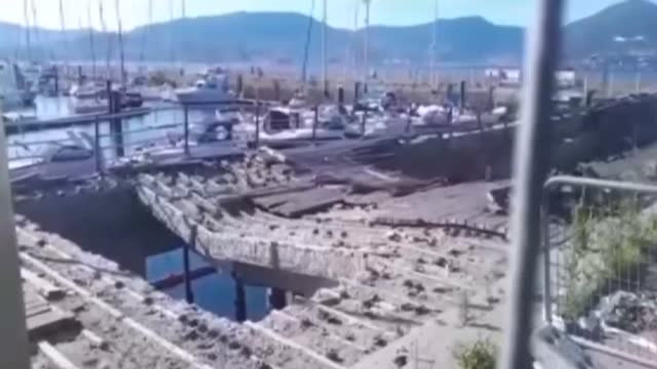 Otro derrumbe del muelle de O Marisquiño en Vigo