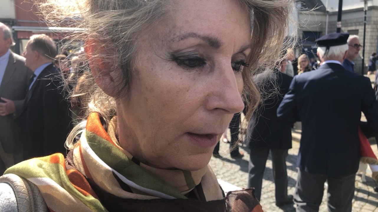 Obsèques réaction à l’issue de la cérémonie