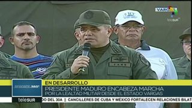 Padrino López: FANB es pueblo y como tal queremos democracia y paz