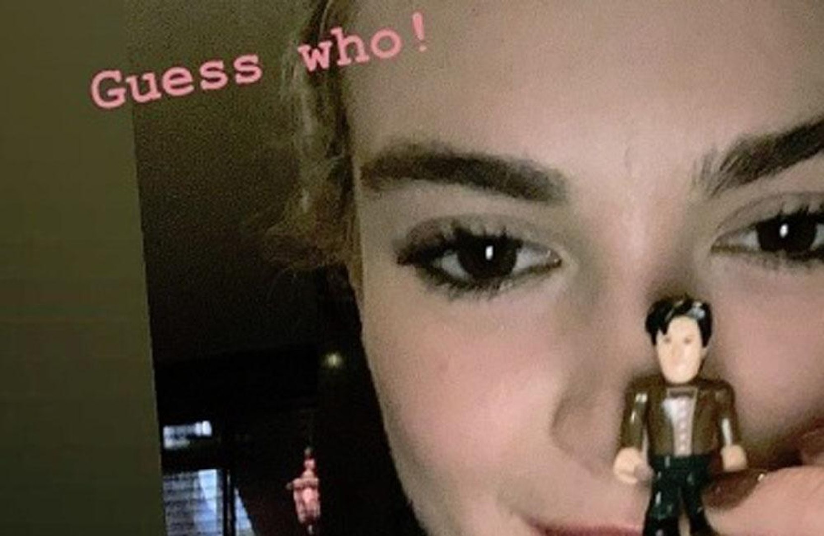 ⁣Lily James travelling Europe with 'pocket sized' Matt Smith