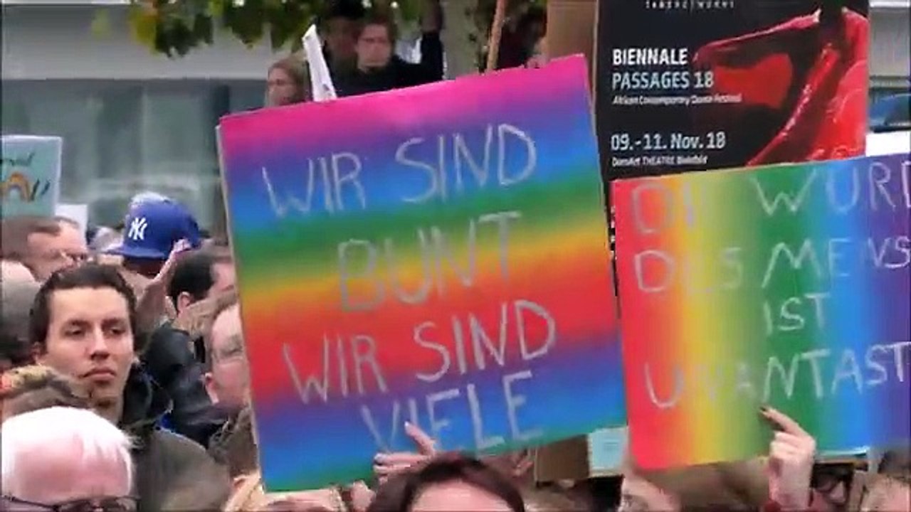 Rechtendemo zum 90sten Geburtstag von Ursula Haverbeck