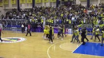 Fenerbahçe Kadınlar Basketbol Süper Ligi'nde Şampiyon Oldu