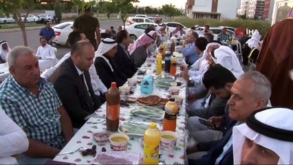 Suriyeli aşiretler iftarda buluştu