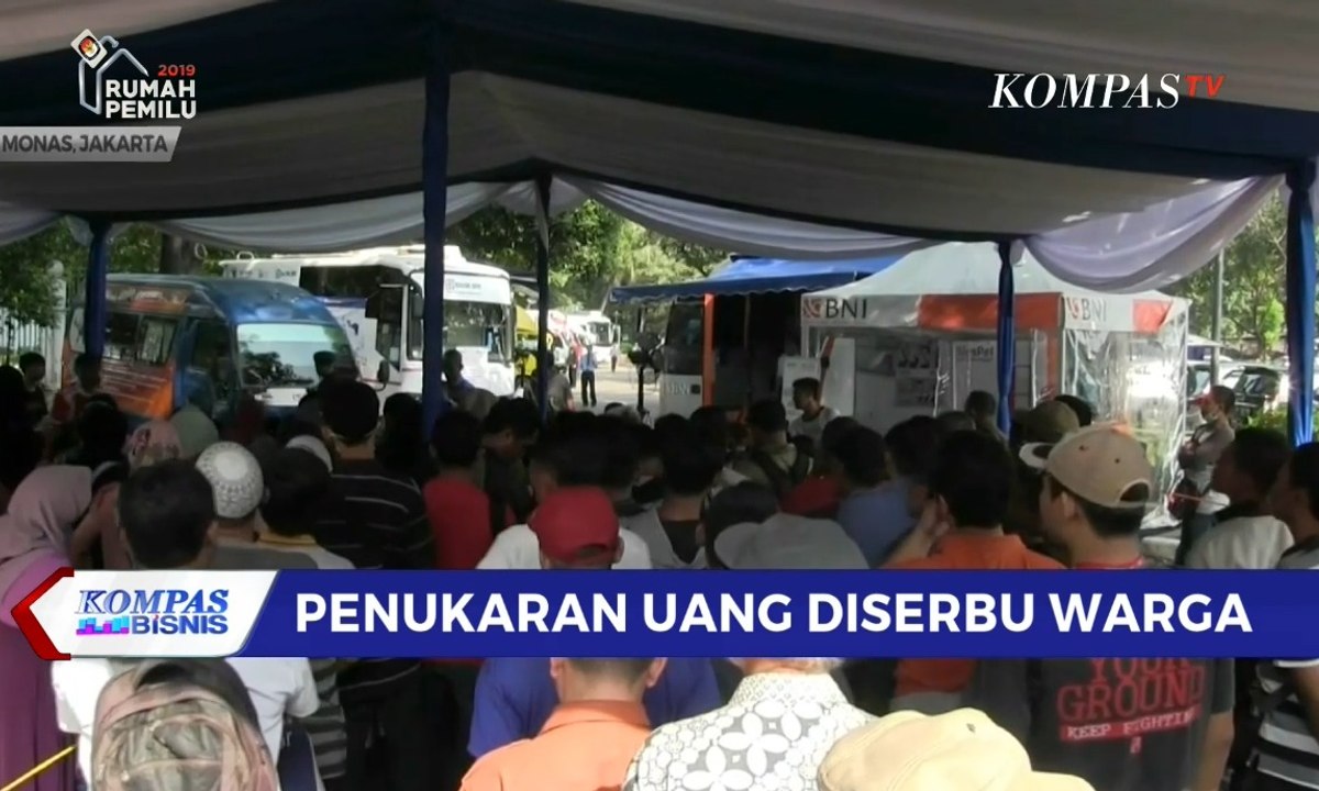 Penukaran Uang Diserbu Warga