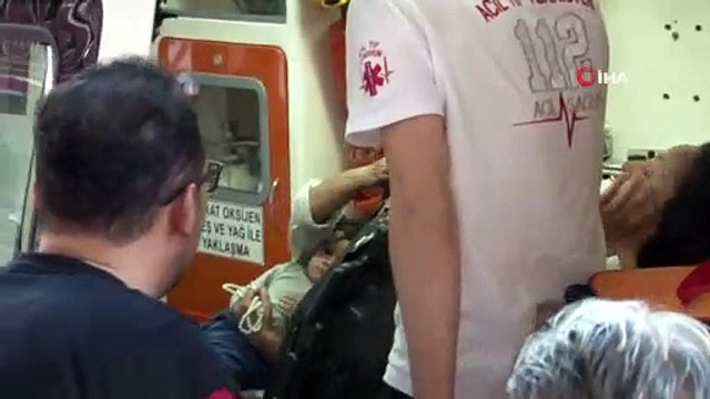 Adana'da zemin katta bulunan daire alev alev böyle yandı