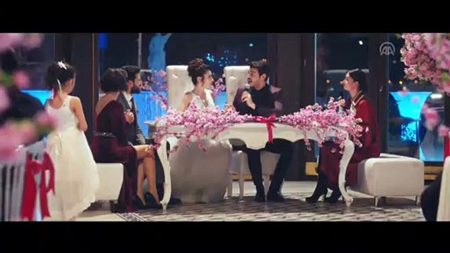 Sinema - Kim Daha Mutlu? - İSTANBUL