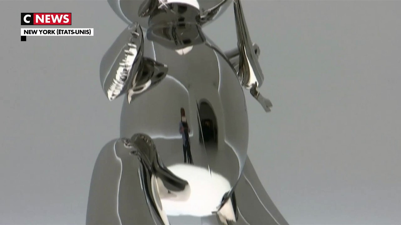 UN LAPIN DE JEFF KOONS VENDU 91,1 MILLIONS DE DOLLARS, RECORD POUR UN ARTISTE VIVANT