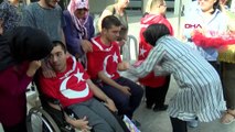 Antalya Kınalı Kuzular' Davul Zurnayla Temsili Askerlik İçin Uğurlandı