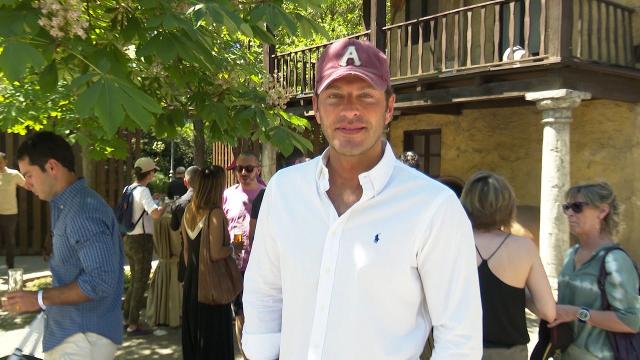 Darek lanza algunos dardos contra su ex, Ana Obregón