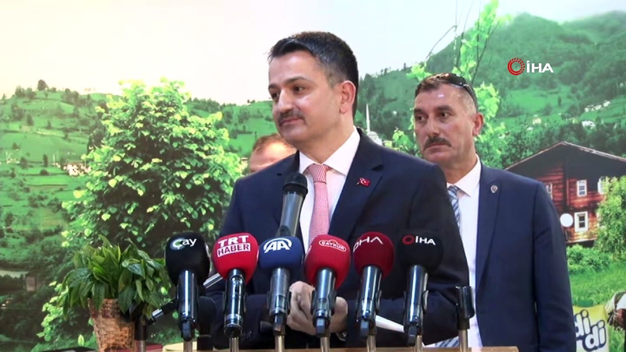 Bakan Pakdemirli: “Yaş çay taban fiyatını inşallah bu sene 2,90 olarak belirledik; 13 kuruş da destekleme ile 3,03 TL olarak belirledik”