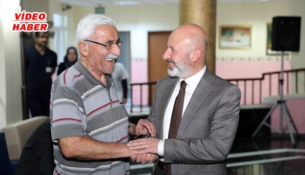 (16 Mayıs 2019) ÇOLAKBAYRAKDAR İFTARINI HUZUREVİ SAKİNLERİYLE AÇTI