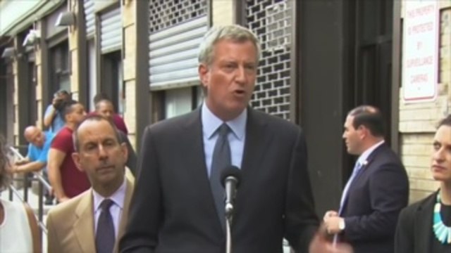 Bill de Blasio se presenta a Presidencia de Estados Unidos