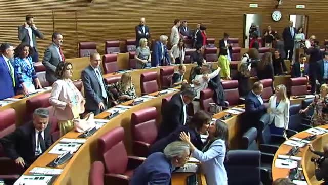 Las Cortes Valencianas ya están constituidas