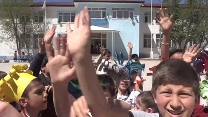 Minikler Kendi Organik Meyve ve Sebzelerini Üretecek